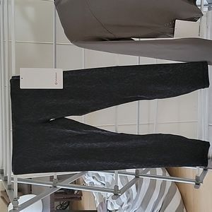 Align High Rise Pant 25" Camo gray and black print